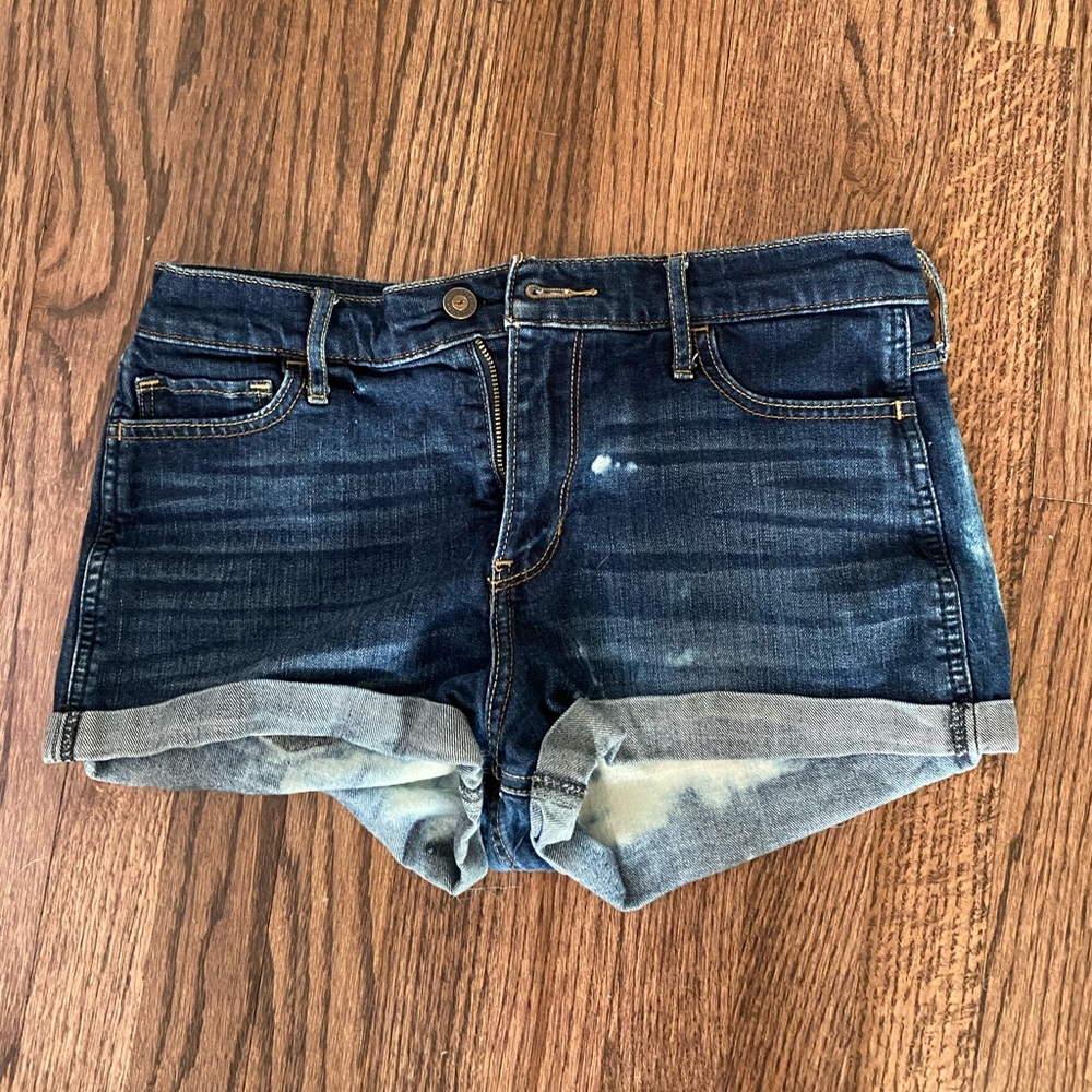 ⭐️hand bleach dyed shorts⭐️